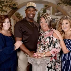 Meet your Posher, Crystal